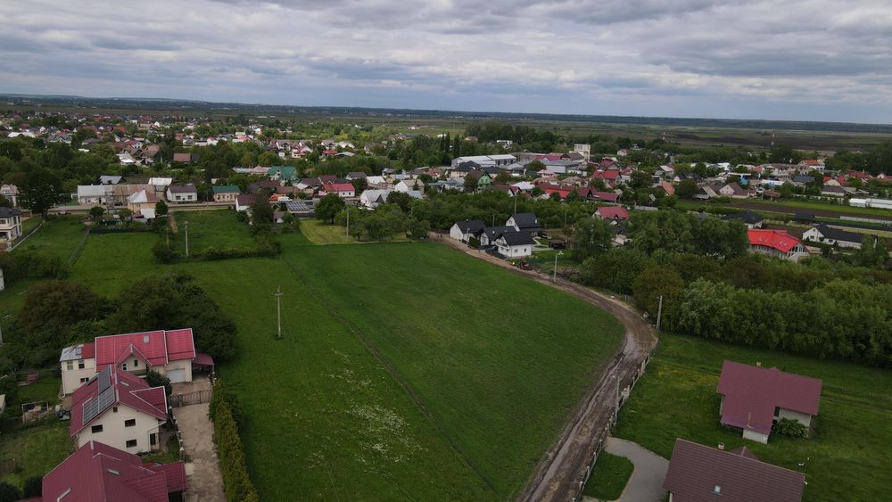 De vânzare 70 Ari intravilan-Rădăuți,sau Parcele 7-10 ARI,utilități!