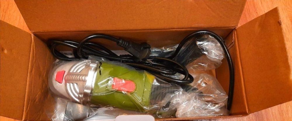 Polizor unghiular, diametru 115 mm, 500 W, 12.000 RPM, Nou!