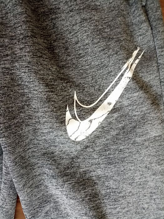 Горнище и долнище Nike 158-170 см