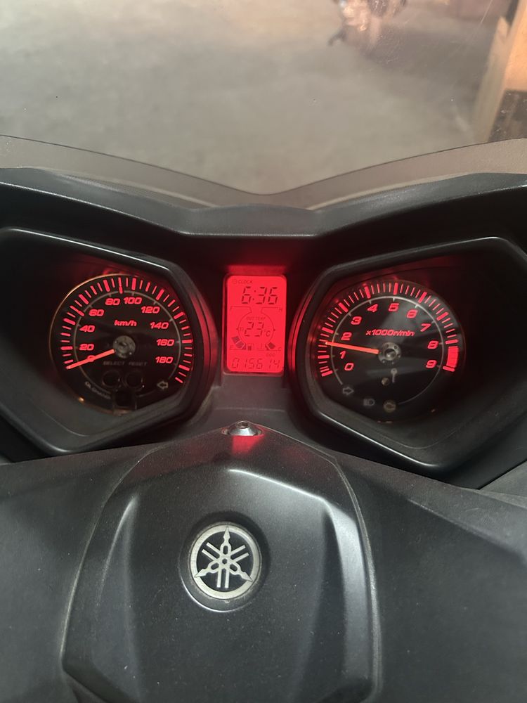 Yamaha X-max 400cc