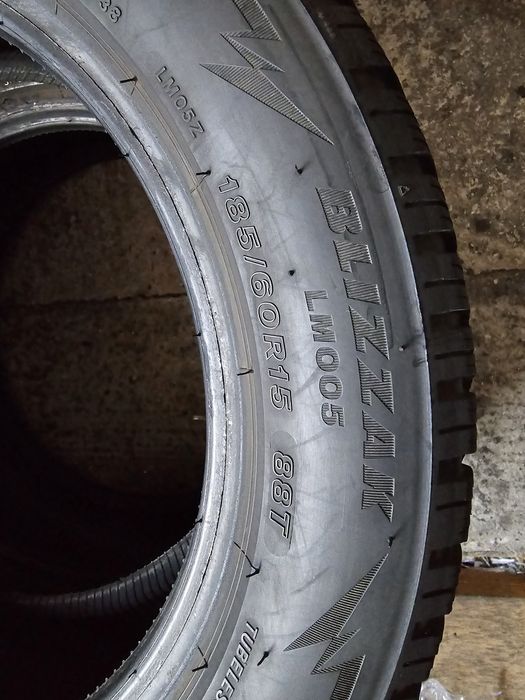 Bridgestone 185/60 R15 88T MS iarnă