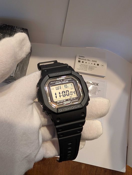 Часовник Casio G-Shock GW-5000U Метален корпус Solar Atomic 200m