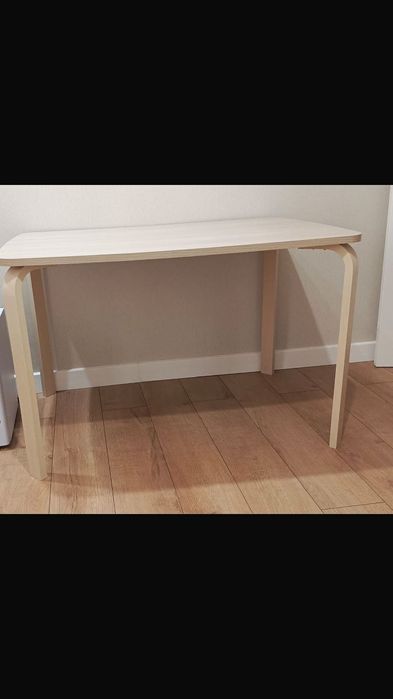 Продам кухонный стол