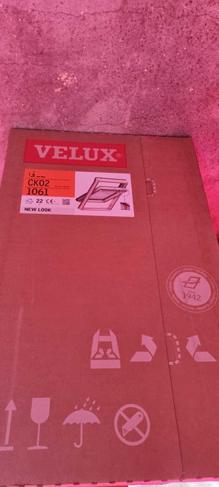 Fereastră de mansardă VELUX cod: GLL CK02 1061, EBD CK02 2000