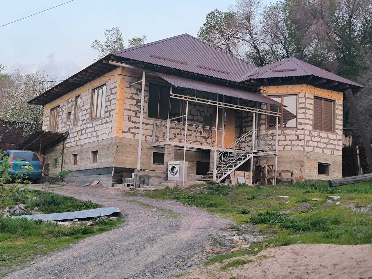 Продам дом в ближайшем пригороде Алматы