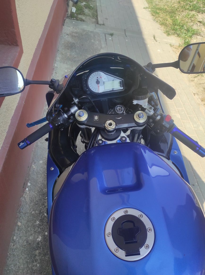 Vând Suzuki GSXR 600