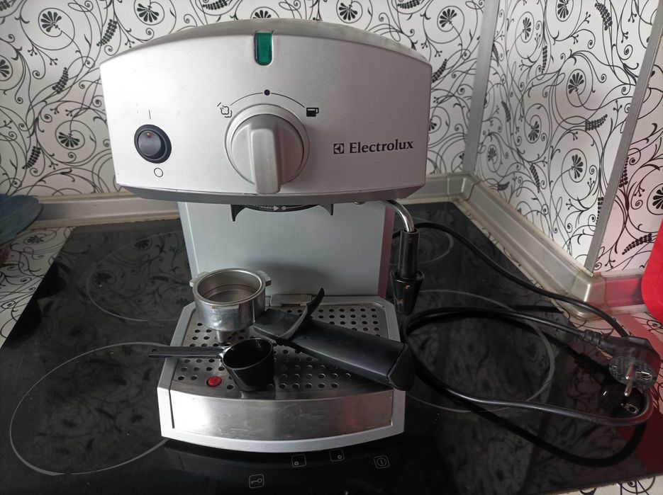 Кафемашина - ELECTROLUX EEA-130
