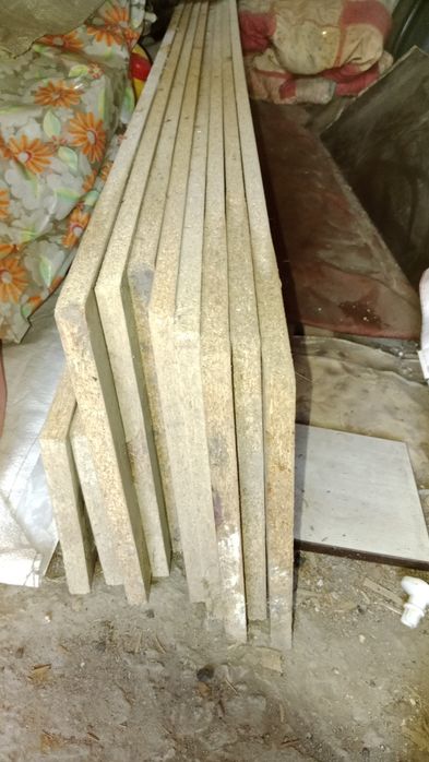 Доски  , стройтельные материалы