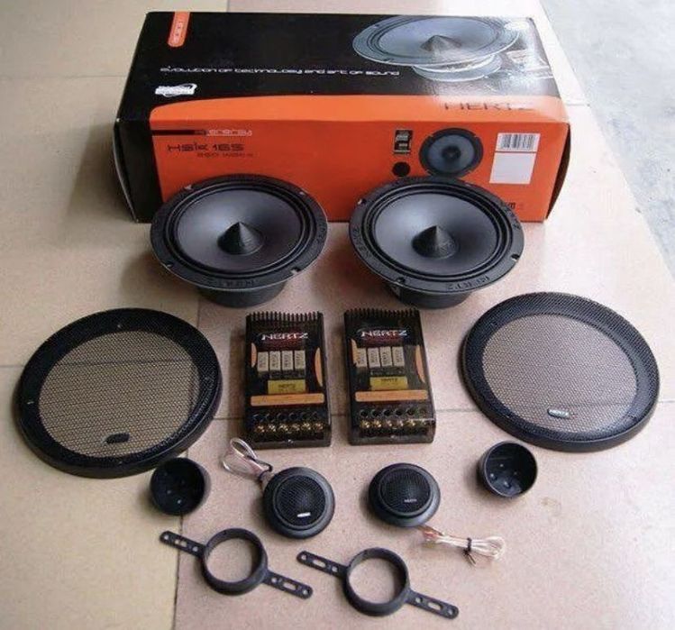 Продам динамики бренд Hertz.
Мощный колонки на ваш авто