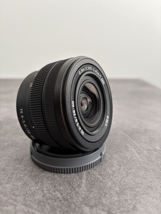 Obiectiv Sony 28-60mm F4-5.6 | Sony E | Full frame