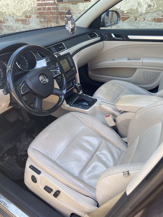 Skoda superb 2014