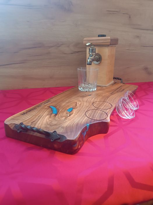 Диспенсър за алкохол (Орех)