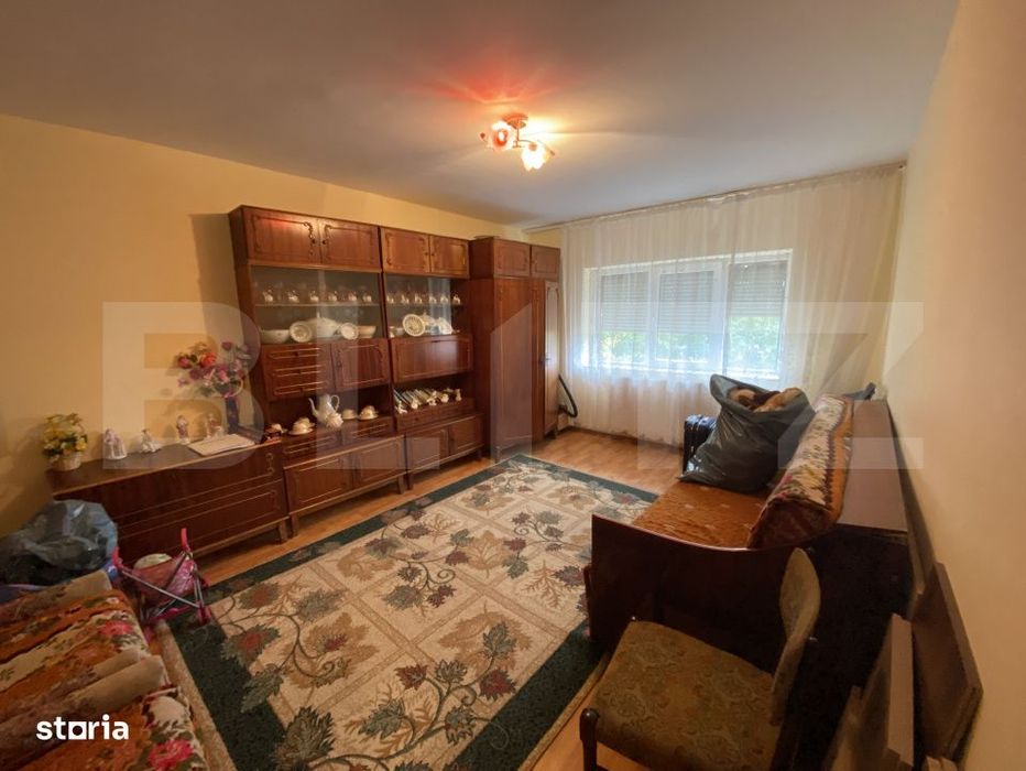 Apartament 3 camere, 65 mp etaj 2/4 decomandat, zona Dumbrava Nord