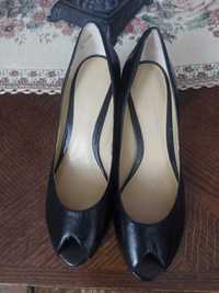 Pantofi din piele naturala cu toc, marime 37, negru, marca NINE WEST