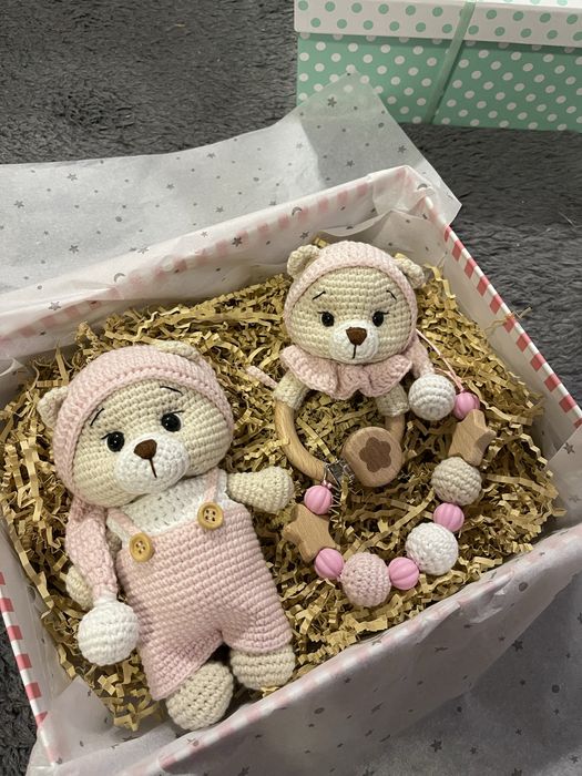 Ръчно изработен плетен комплект за бебе