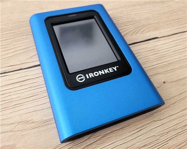 Kingston IronKey Vault Privacy 80 - SSD portabil/extern [criptat]