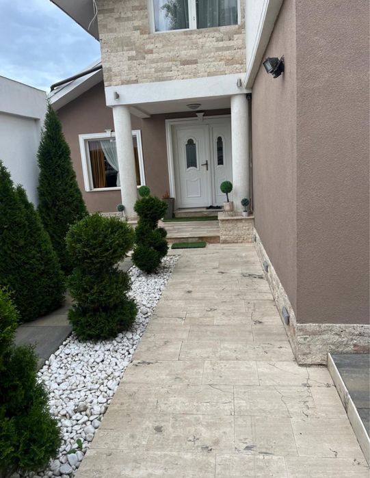 Casa de vanzare finisata si utilata