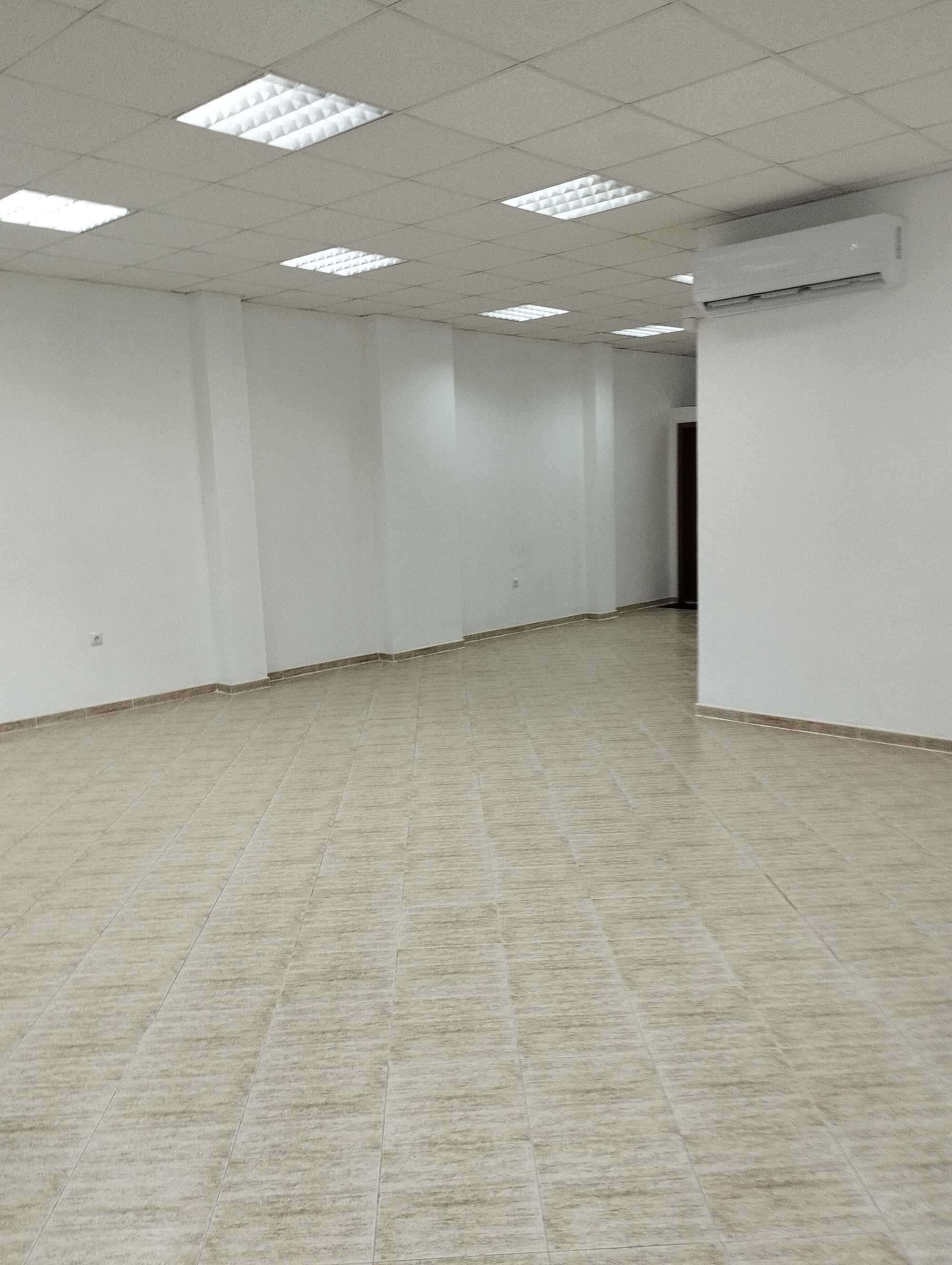 Офис - за агенция за недвижими имоти