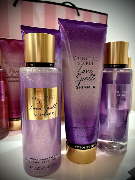 Set Victoria's Secret