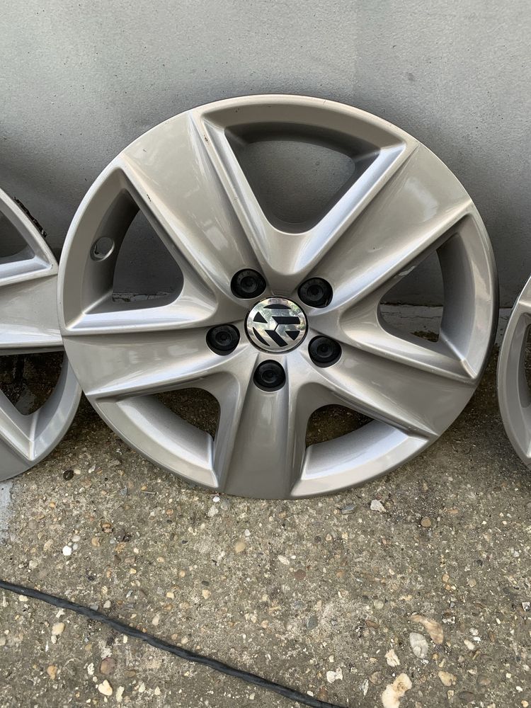 Оригинални тасове за VW  16 цола