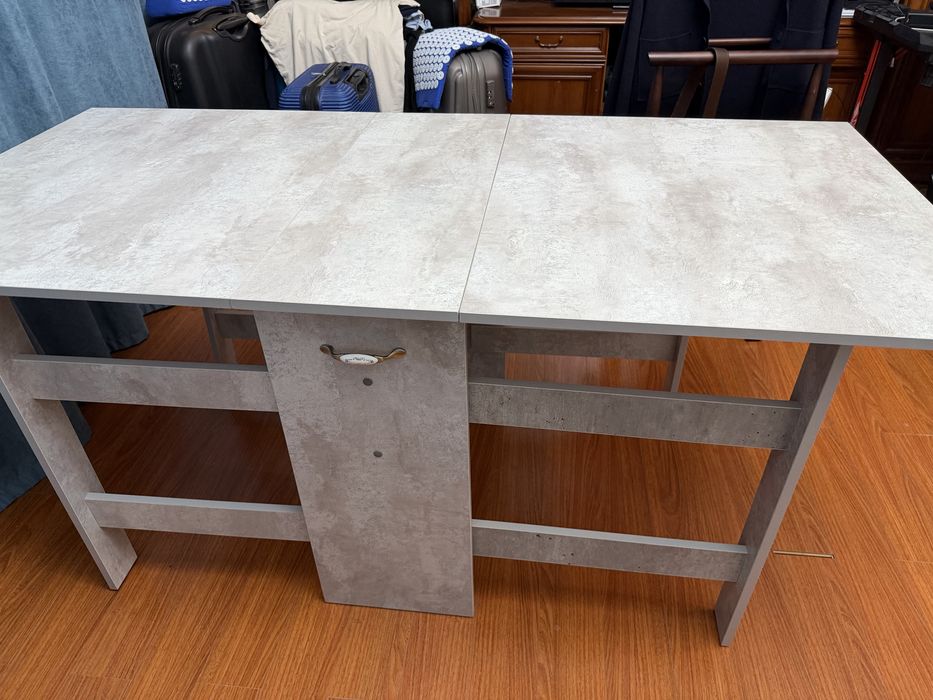 Продаем стол трансформер