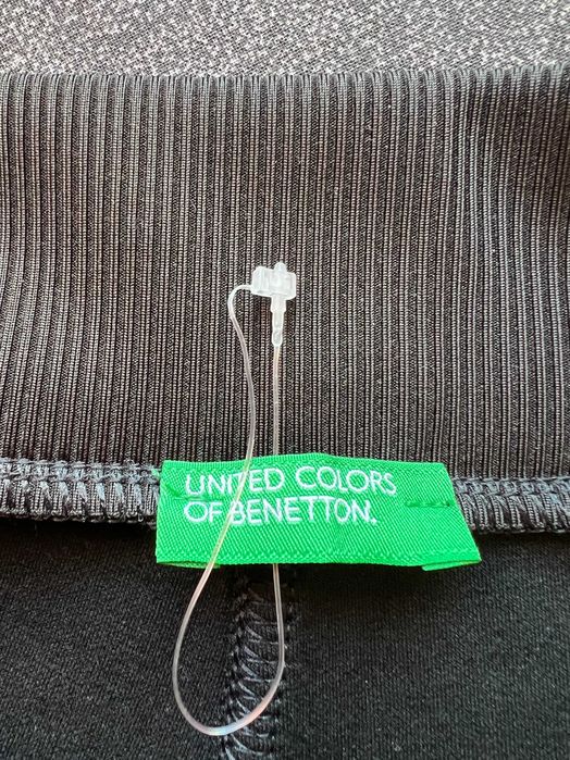 Намаление. Нов дебел широк панталон BENETTON. Размер М и повече.