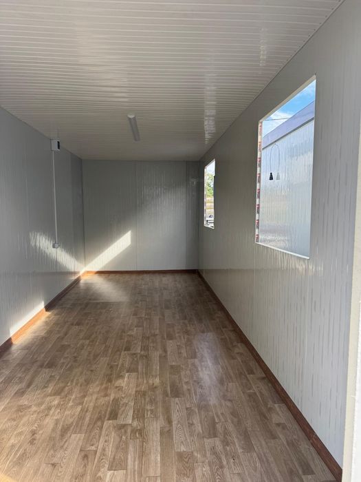 Vand Containere modulare la comanda