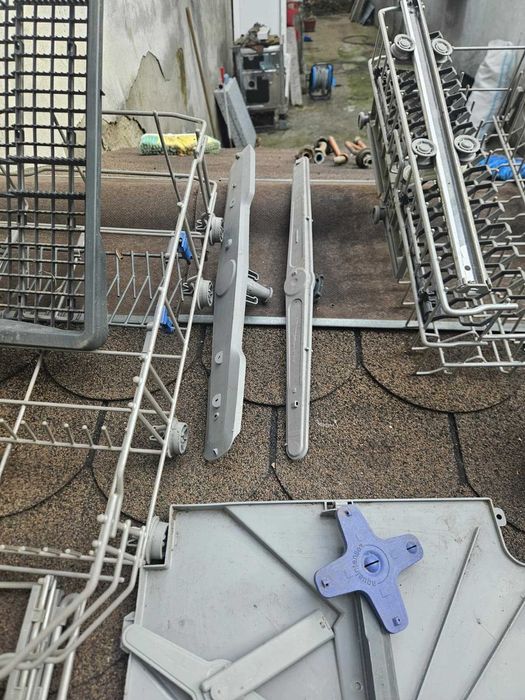 Masina spalat vase Beko DFN28321W (piese)