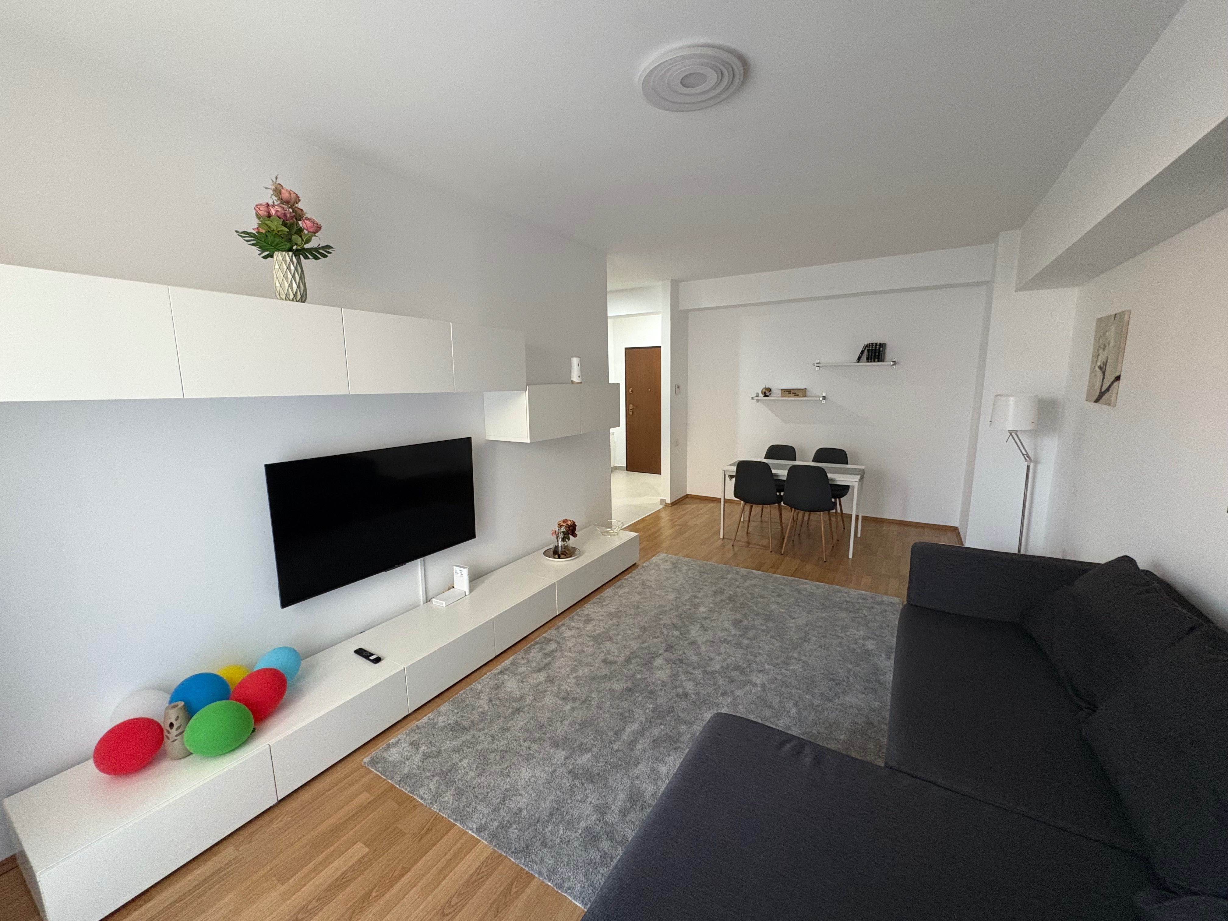 Inchiriez apartament zona Baneasa