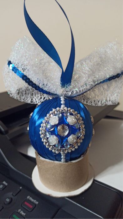 Globuri de craciun realizate manual