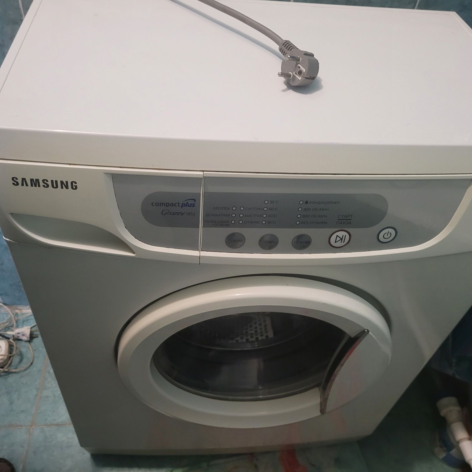 Продаётся стиральная машинка автомат  отличном состоянии