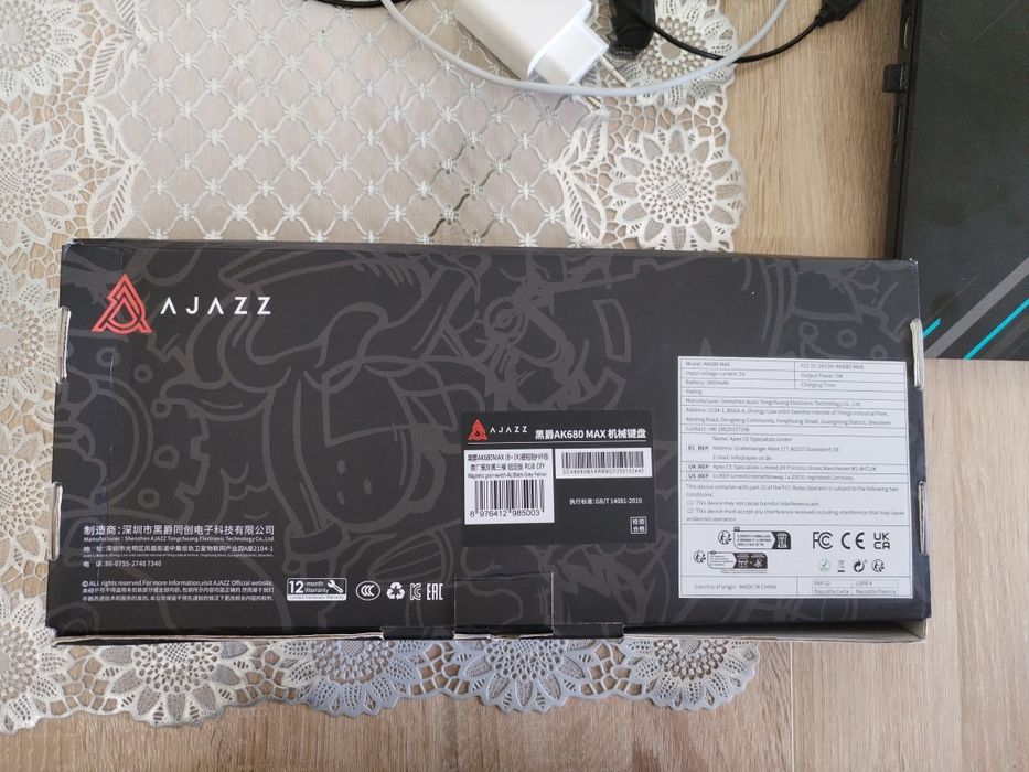 Продам беспроводную клавиатуру