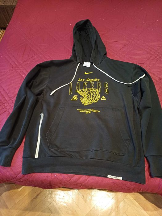 Продавам Суитшърти и горнища