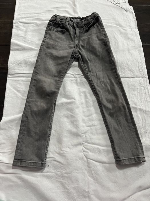 Blugi negri, zara, marime 6 ani - transp gratuit