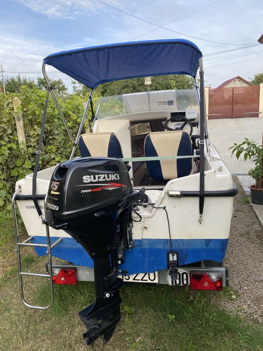 Barca cabinata 4,3m  20cp suzuki an 2015, peridoc 2018 stare perfecta