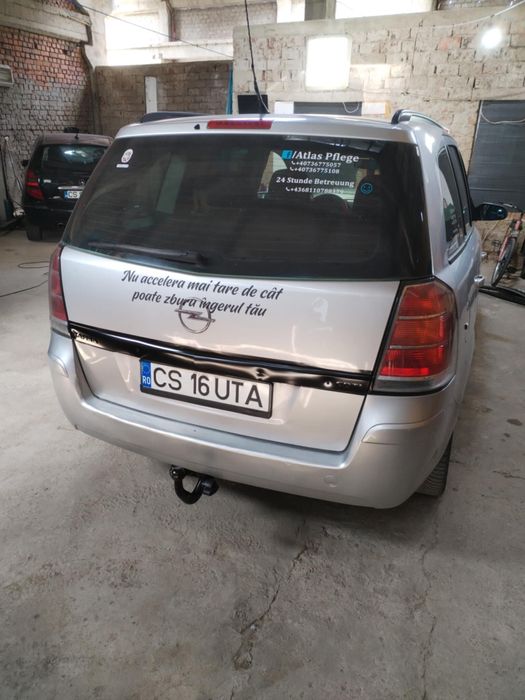 Vand Opel Zafira B 1.9 Diesel 7 locuri