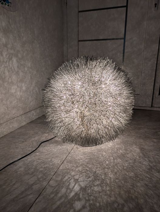 Lampa de podea sfera sarma