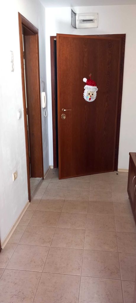 Дава се под наем Тристаен апартамент в Банско - 98 кв.м за 382.5 € - Снимка #4