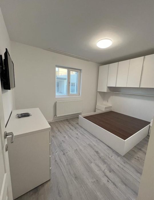 Apartament 1 camera si curte proprie