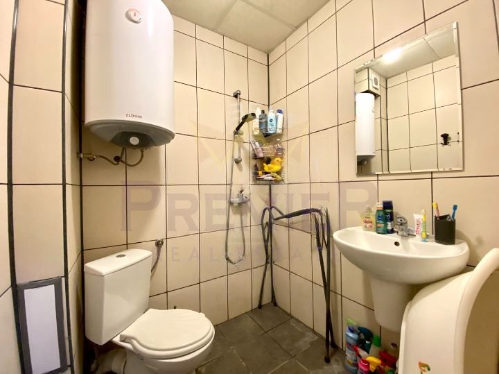Продава се Двустаен апартамент в Варна, Левски - 45 кв.м за 1967 €/кв.м - Снимка #5