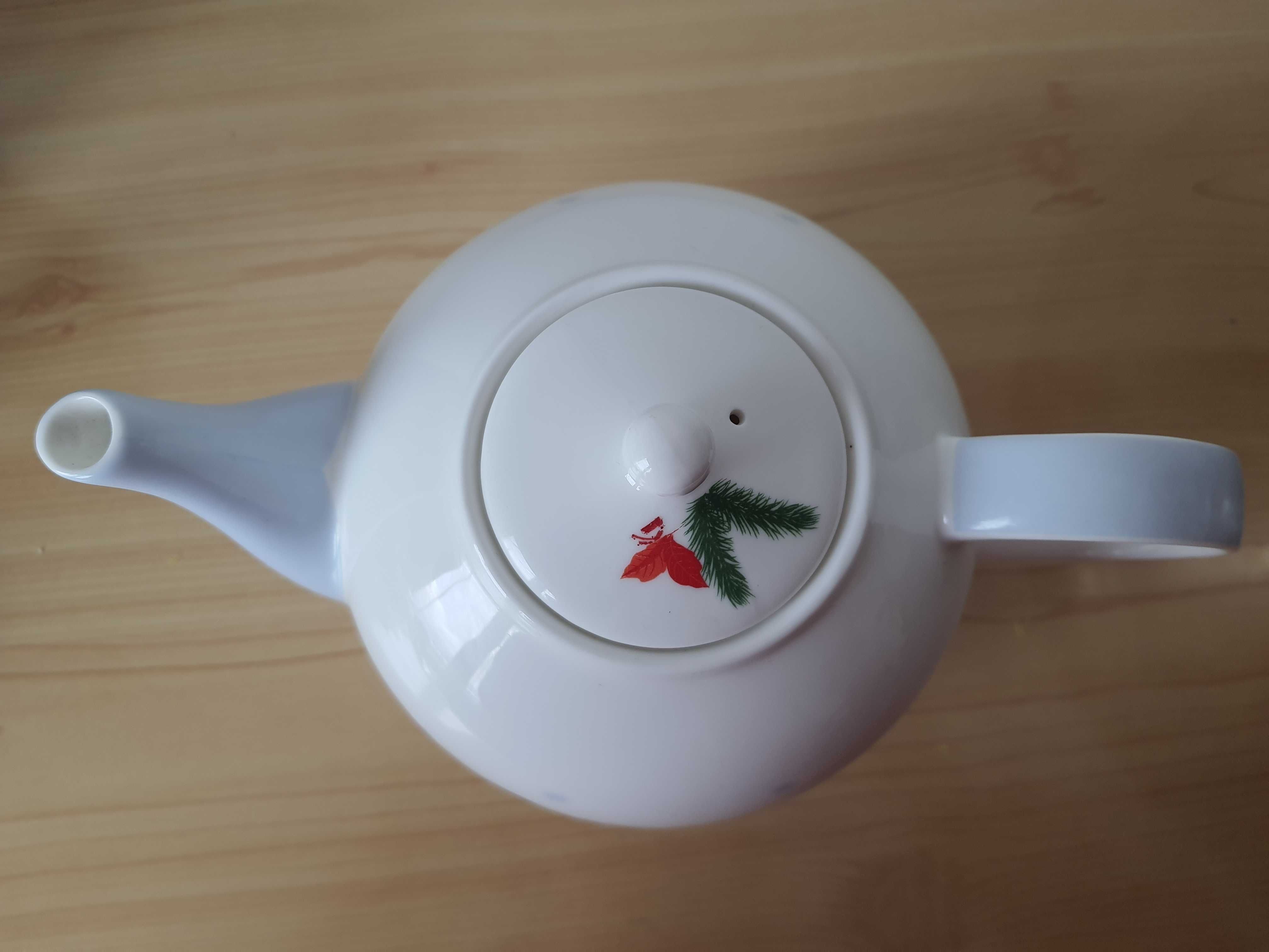 Керамичен чайник