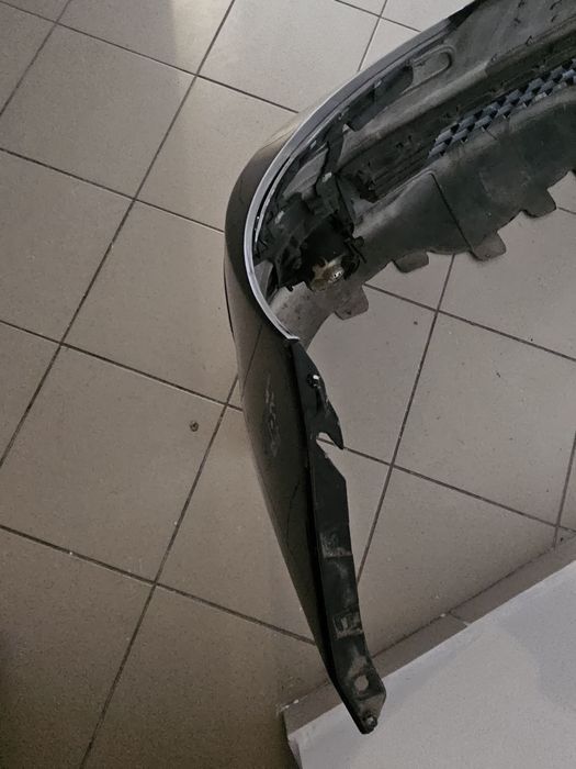 Предна броня за Mercedes Benz B180