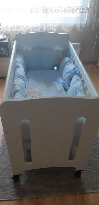 Детска кошара на 3 нива и подвижна страна