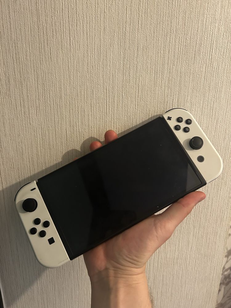 Продам nintendo switch oled 128gb флешка