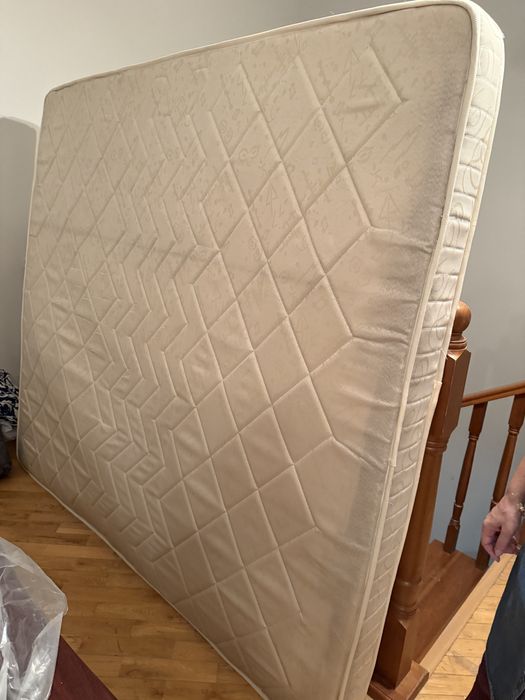 Двуспальный матрас 200×180 см (б/у)