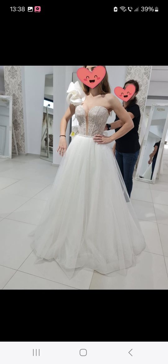Vand rochie mireasa