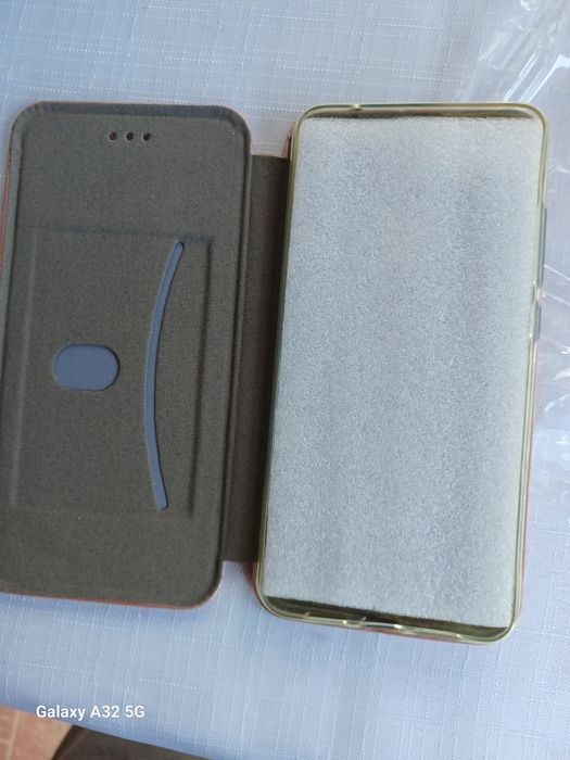 Vând  Husă telefon  XIAOMI Mi8 Lite