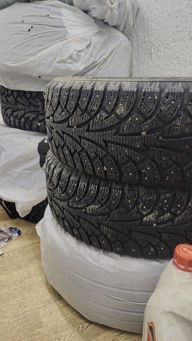 Шины на зиму комплект