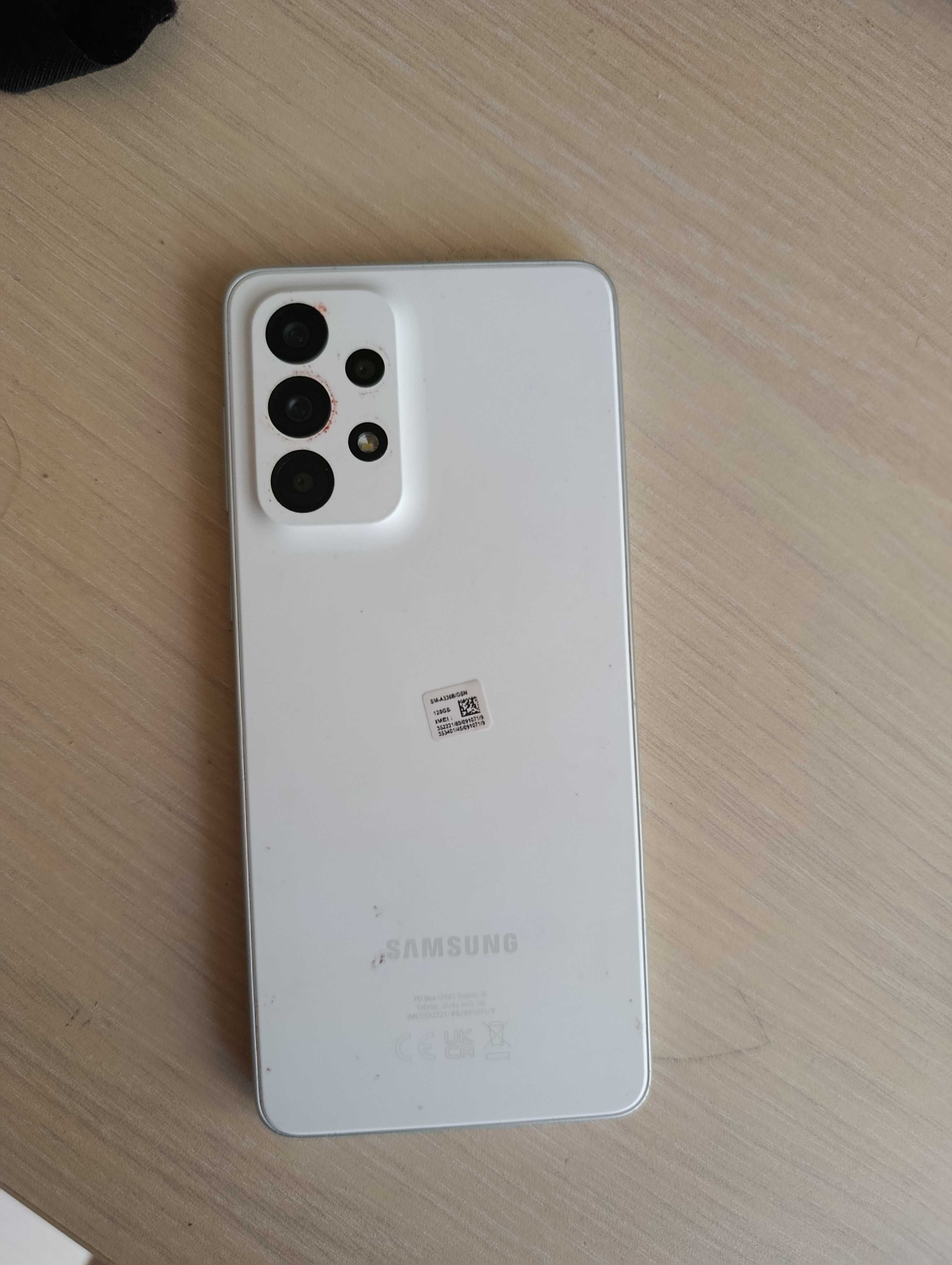 Samsung galaxy A33 напълно здрав
