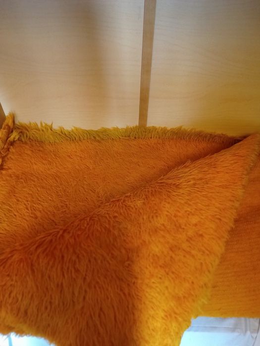 Продавам родопски одеала и губери.